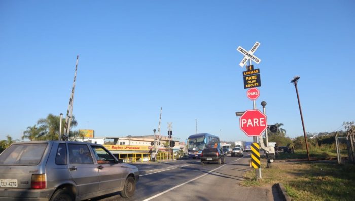 Empresa comunica Prefeitura de Suzano que deve construir viaduto ferroviário