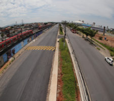 Avenida Brasil recebe nova sinalização de trânsito