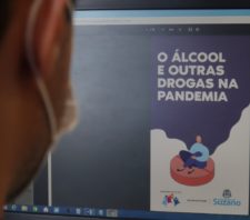 Uso abusivo de álcool e drogas é tema de campanha digital da Saúde