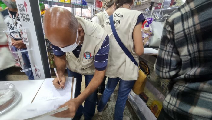 Mais de 20 locais são vistoriados em operação no fim de semana