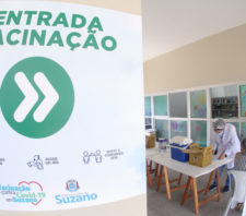 Suzano vacina idosos de 72 anos nesta segunda-feira