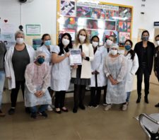 Secretaria de Saúde homenageia servidores da UBS Casa Branca