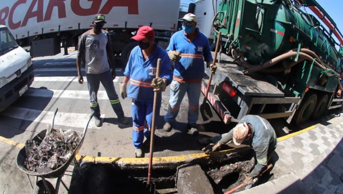 Vila Figueira e centro de Suzano recebem serviços de zeladoria no fim de semana