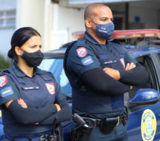 GCM impede roubo em empresa e apreende drogas pela cidade