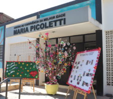 CCMI celebra o dia das mães com painel feito por alunas