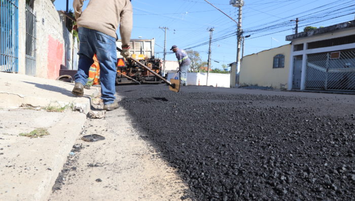 Rua Conde de Monte Cristo passa por revitalização viária