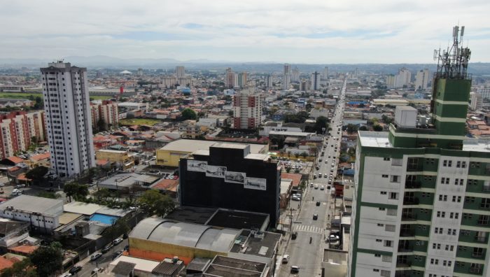 Diretoria de Turismo parabeniza pousada de Suzano por prêmio internacional