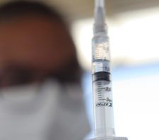Campanha imuniza mais 2,2 mil pessoas contra a Covid-19