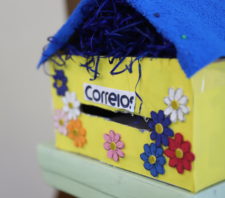 Escola Municipal busca aproximação com famílias por meio de distribuição de cartas