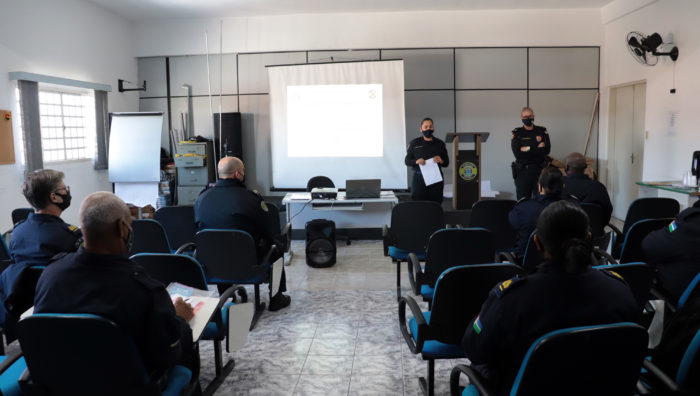 Patrulha Maria da Penha de Suzano promove capacitação para GCM de Ribeirão Pires