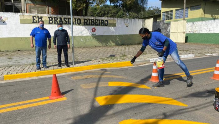 Sinalização de trânsito é reforçada no Recanto São José e no Jardim São Luis