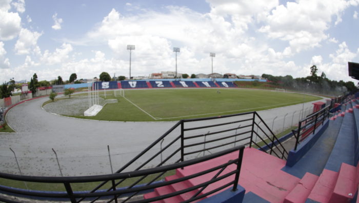 Estádio Suzanão recebe serviços de manutenção