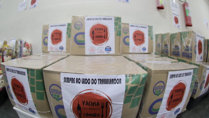 Fundo Social recebe doação de 6 toneladas de alimentos