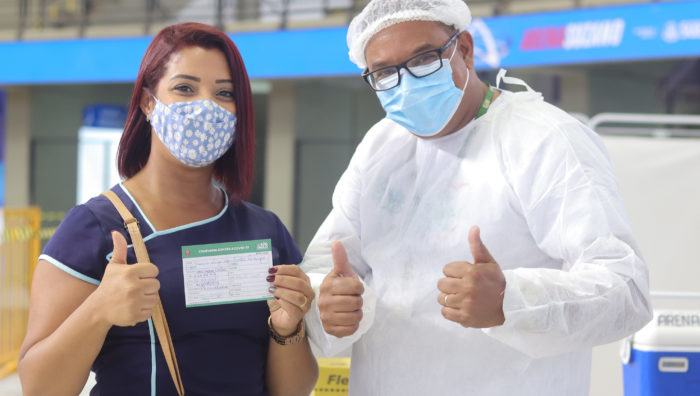 Suzano imuniza público de 48 anos nesta quinta-feira