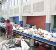 Prefeitura de Suzano e entidade debatem fortalecimento da coleta seletiva