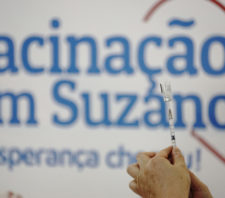 Suzano imuniza 58,9% da população adulta contra a Covid-19