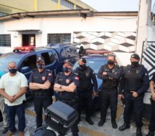 Agente da Secretaria de Segurança Cidadã impede furto de celular no Parque Suzano