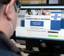 Suzano e Sebrae capacitam sobre vendas a órgãos públicos