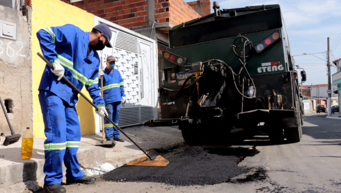 Fim de semana é marcado por serviços de zeladoria em Suzano