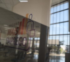 Suzano Mais Emprego tem cem vagas para atuar em fast-food