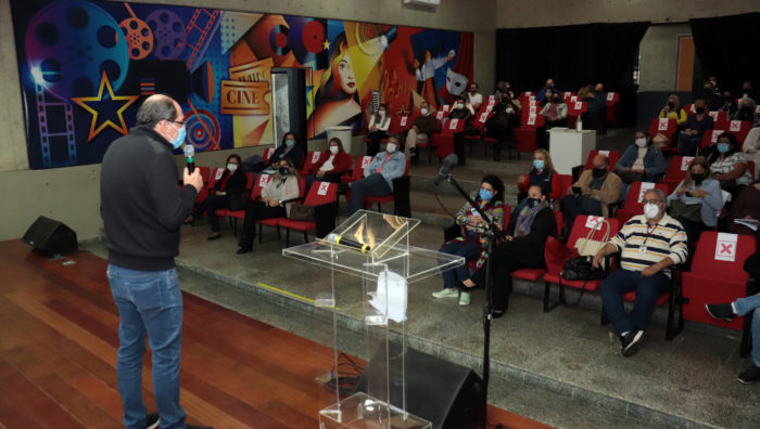 Educação promove reunião de planejamento para os próximos três anos