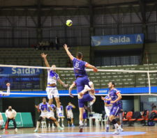 Vitória no vôlei e clássico no futebol marcam semana de esportes em Suzano