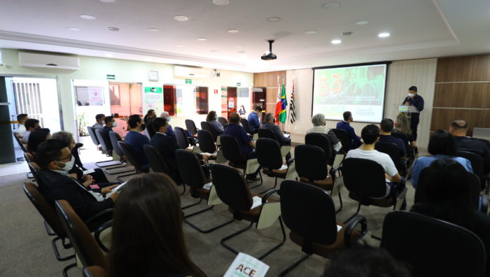 Prefeito prestigia 53º aniversário da Associação Comercial de Suzano