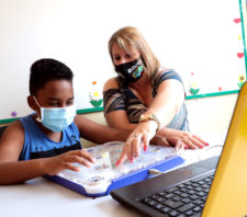 Educação adquire equipamentos para inclusão de alunos com deficiência