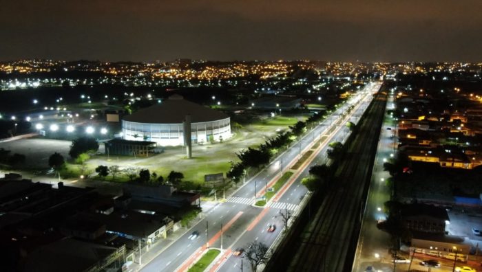 Iluminação pública de Suzano recebe mais de 1,1 mil reparos em um mês