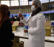 Aplicação da dose de reforço contra a Covid-19 se inicia nesta terça-feira