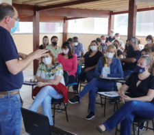 Educação promove simpósio interno para planejar atuação em 2022