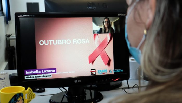 Curso de Promotoras Legais inicia mês com aula sobre câncer de mama