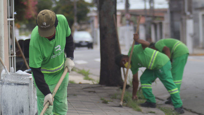 Ações de limpeza urbana seguem em andamento na Vila Amorim