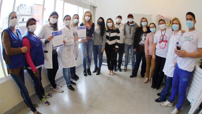 Saúde de Suzano homenageia servidores da USF Suzanópolis