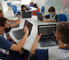 Alunos de escola da Vila Helena iniciam novo curso de robótica