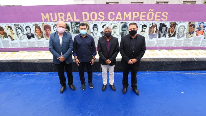 Prefeito de Suzano participa de inauguração do ‘Mural dos Campeões’