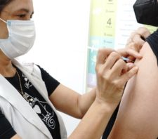 Imunização contra a Covid-19 segue nos postos de Saúde