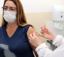 Suzano realiza mais 6,6 mil aplicações contra a Covid-19