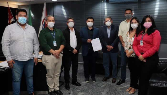 Prefeito de Suzano apresenta demandas à Sabesp
