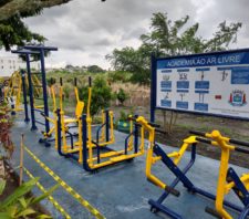 Suzano entrega academia ao ar livre no bairro Jardim Nena