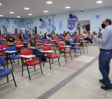 Educação conduz curso de capacitação para novos professores