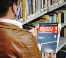 Centro de Convivência da Melhor Idade e Biblioteca Municipal recebem doações de livros