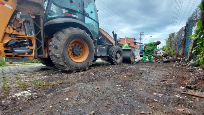 Meio Ambiente atende caso de descarte irregular na Vila Amorim