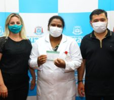 Vacinação contra a Covid-19 completa 1 ano em Suzano