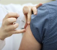 Suzano começa 2022 com 8,2 mil aplicações da dose de reforço