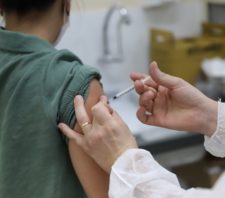 Suzano alcança a marca de 92% da população imunizada com a segunda dose