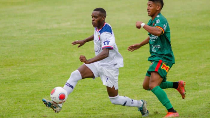Usac vence Barretos no Estádio Suzanão