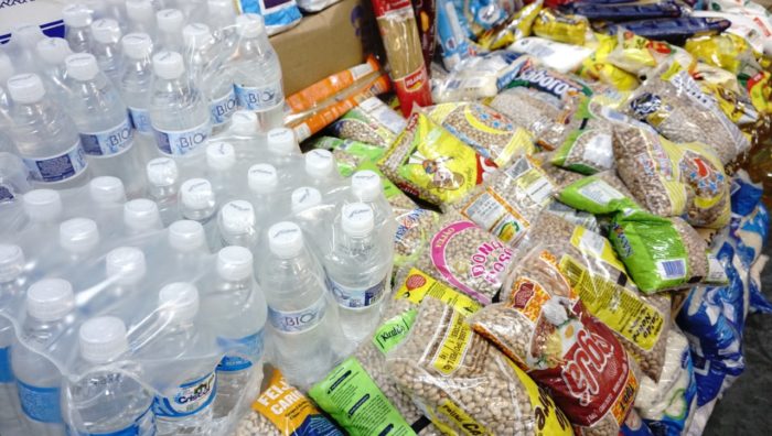 Suzano arrecada 1,5 tonelada de alimentos para Petrópolis