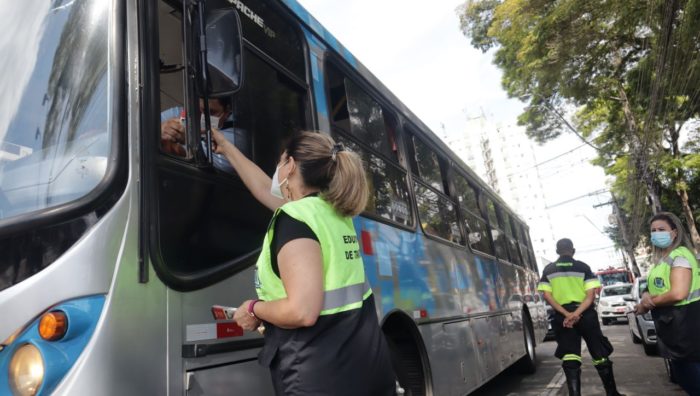Transportes e Corpo de Bombeiros realizam ação de conscientização