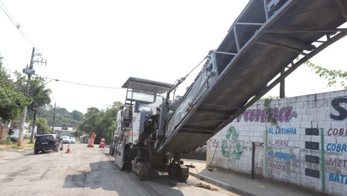 Recapeamento da estrada dos Fernandes passa por vistoria